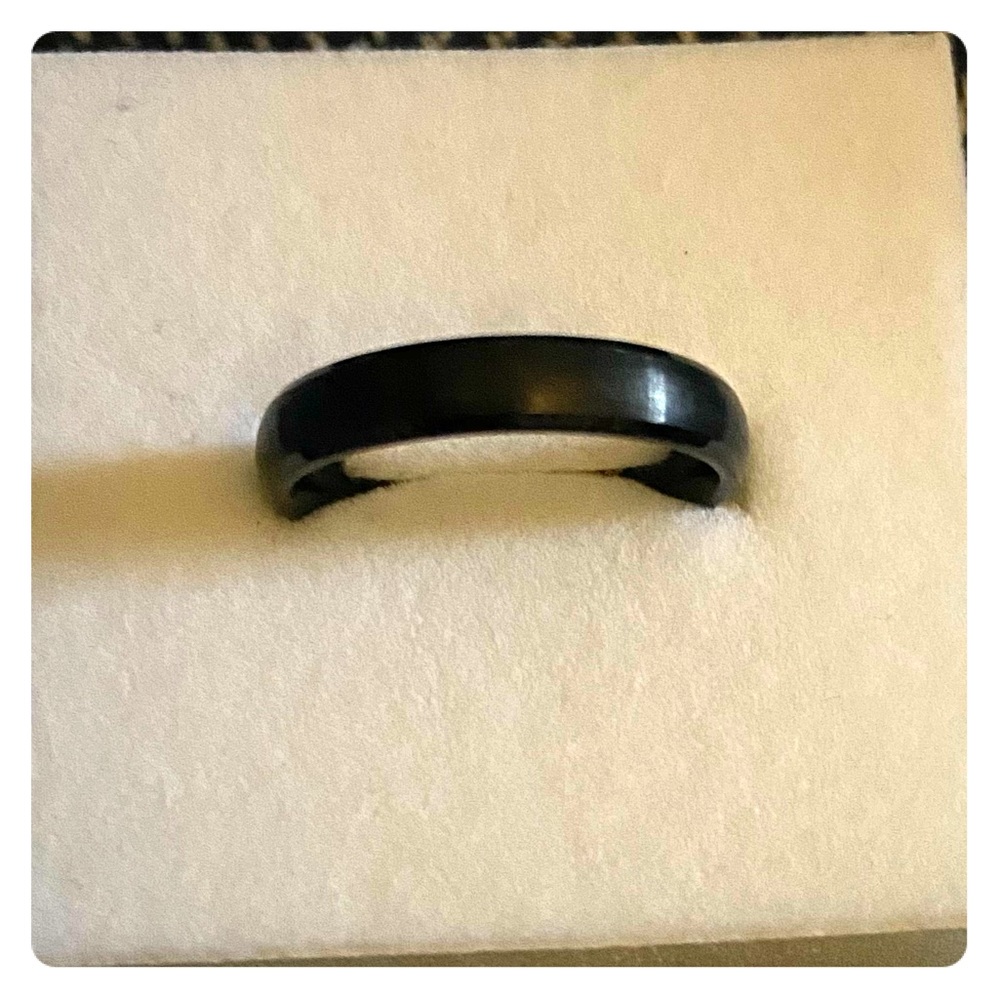 Tungsten Carbide 4mm band